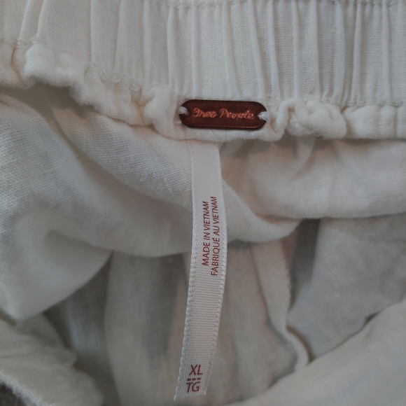 Free People White Linen Shorts - Picture 6 of 6